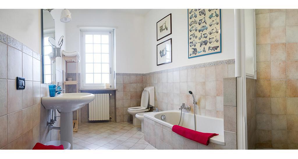 B&B "La Riviera" Arignano Oda fotoğraf